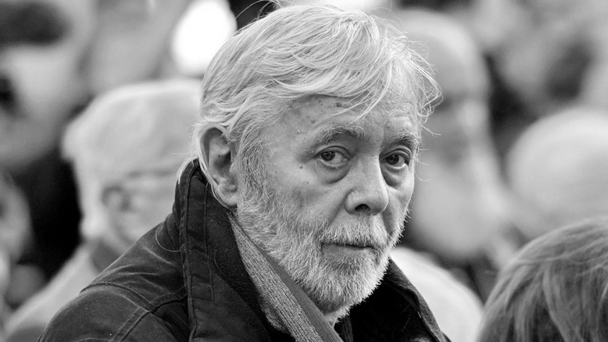 Josef Abrham has died: He did not outlive his wife Libuse Safrankova by a year.