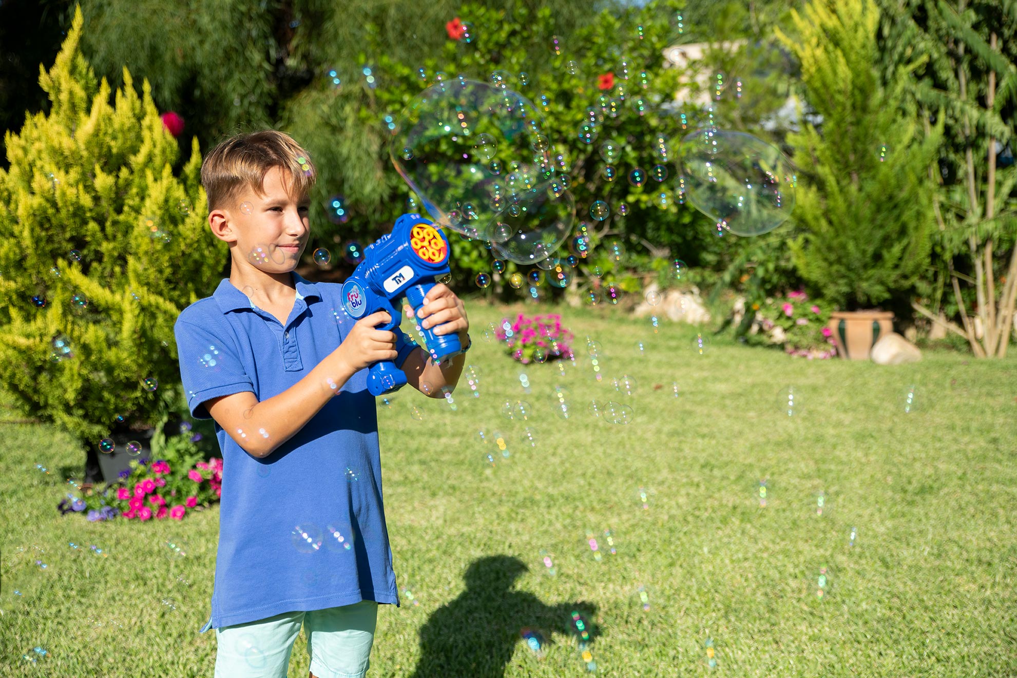 Fru Blu bubble blaster set with 0.4 L refill