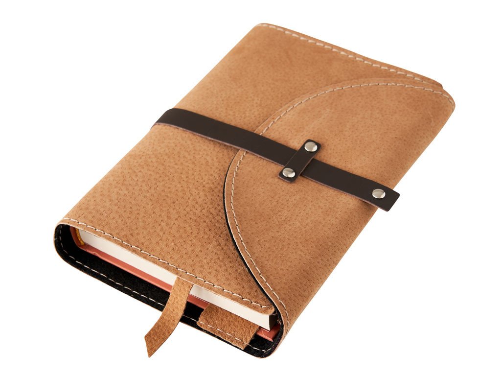 Variabilní kožený obal s nýty - kůže medová semiš