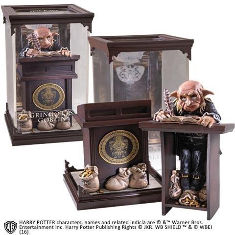 Harry Potter Magical creatures - Skřet z Gringottovy banky 18 cm