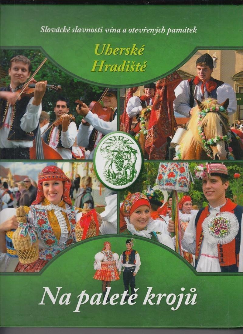 Na paletě krojů – Dvouletý Michal