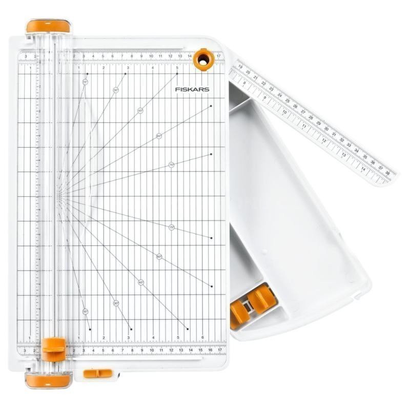 Fiskars Řezačka papíru SureCut A4 se zásobníkem