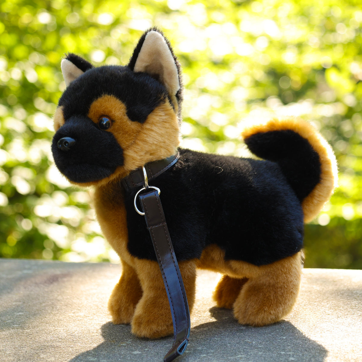 Plush German Shepherd with Leash 23 cm