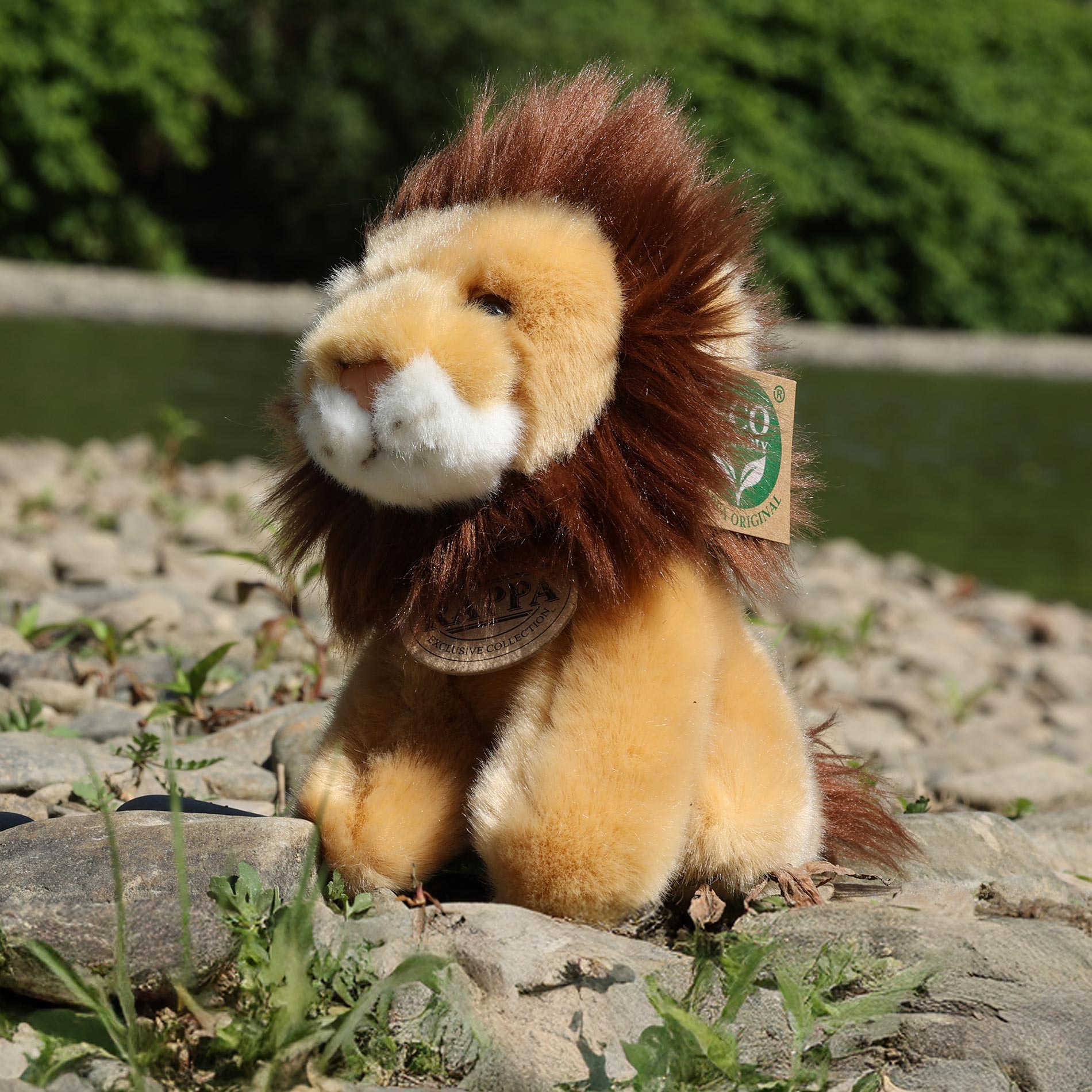 Plush lion 16 cm