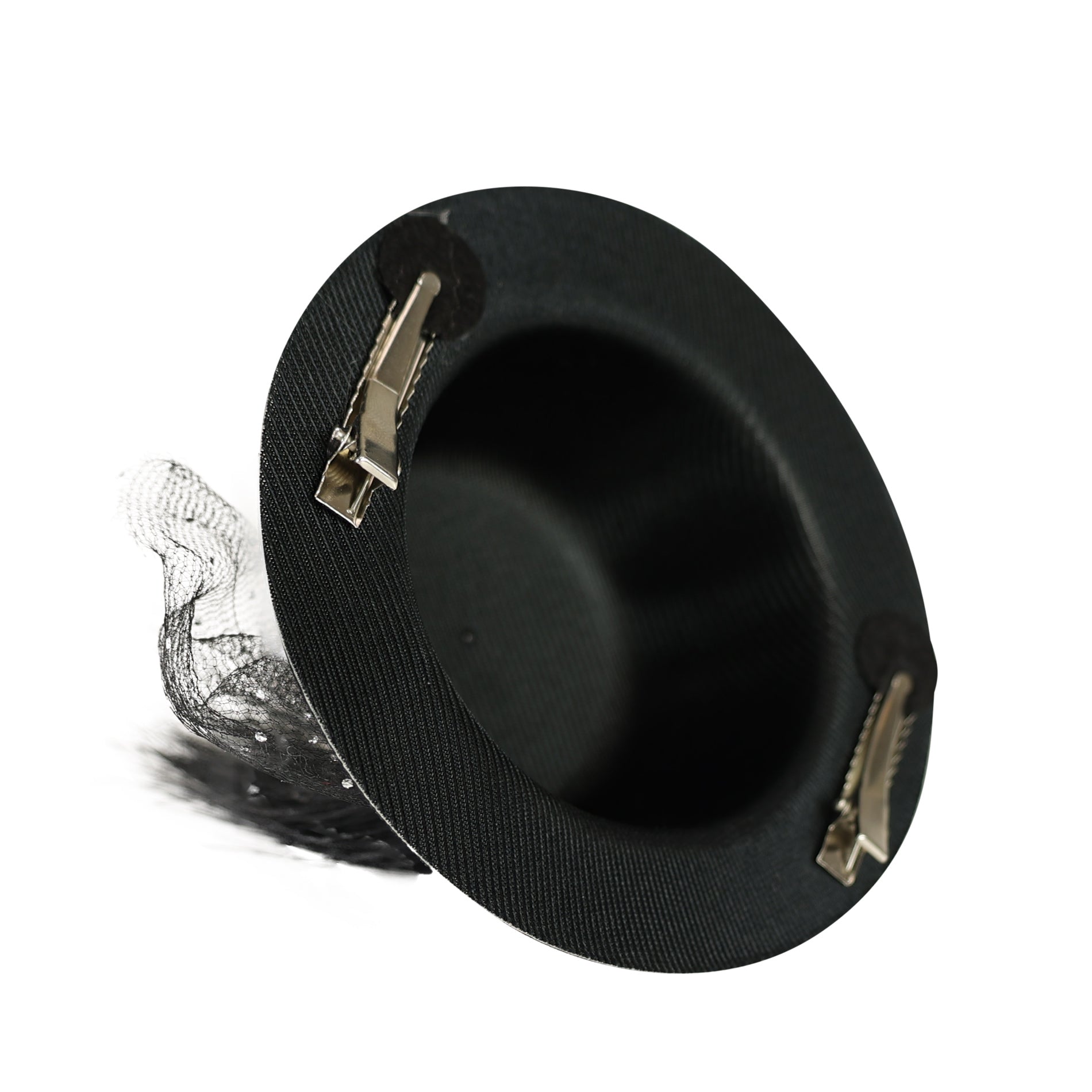 Mini silver hat with decoration