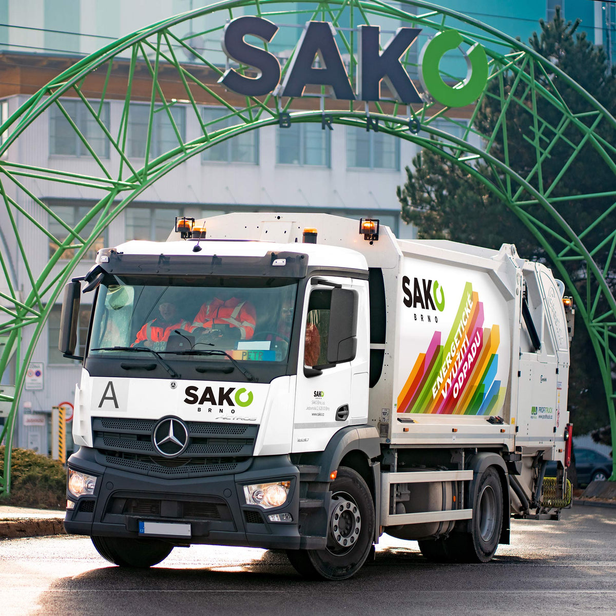Metal garbage truck SAKO Brno 15 cm / Popelářské auto SAKO