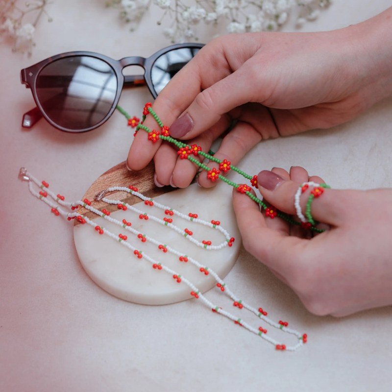 Manumi Preciosa Bead Jewelry Kit, Flowers and Cherries