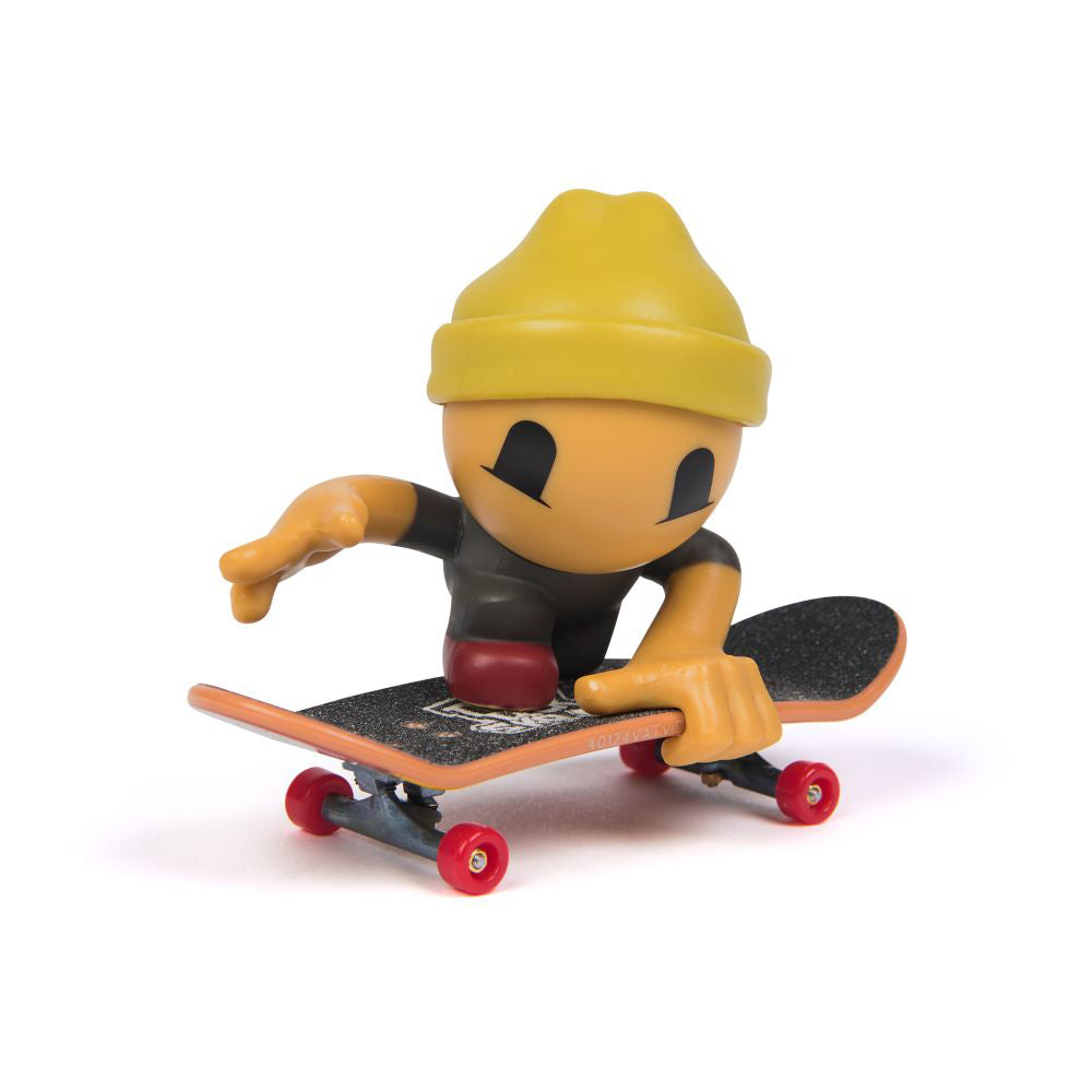Tech Deck Sk8 Crew fingerboard with figure
