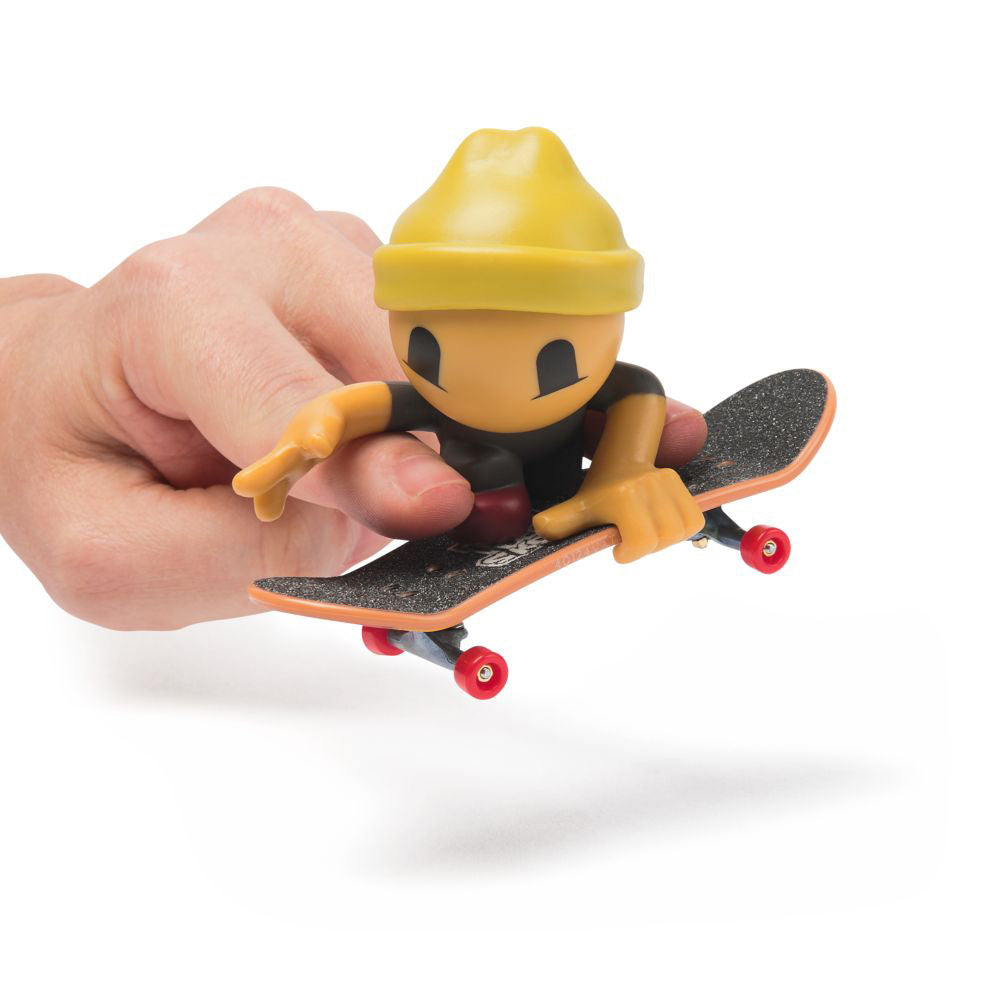 Tech Deck Sk8 Crew fingerboard with figure