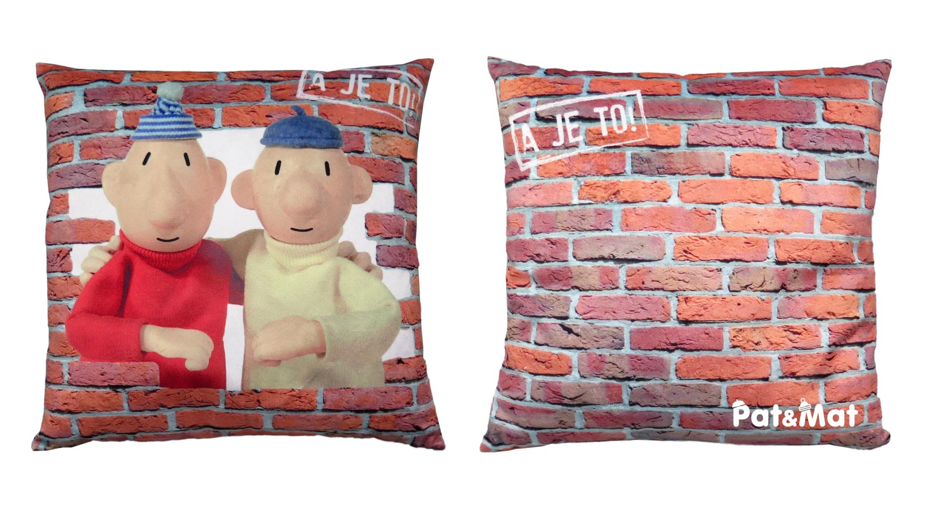 Pillow Double-sided 30x30 Cm, Pat And Mat, Wall