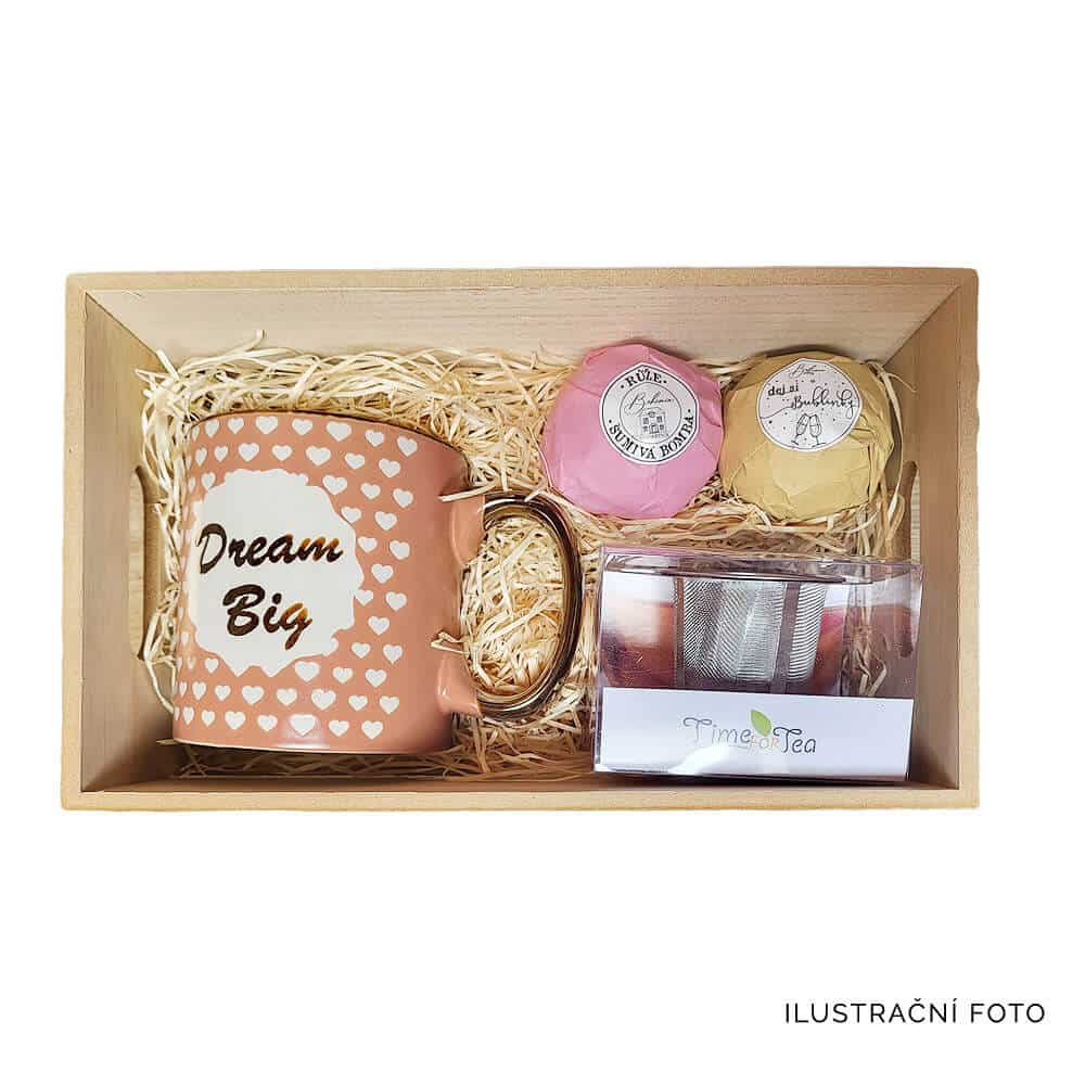 Vintage Wooden Gift Box for Women with Mega Mug