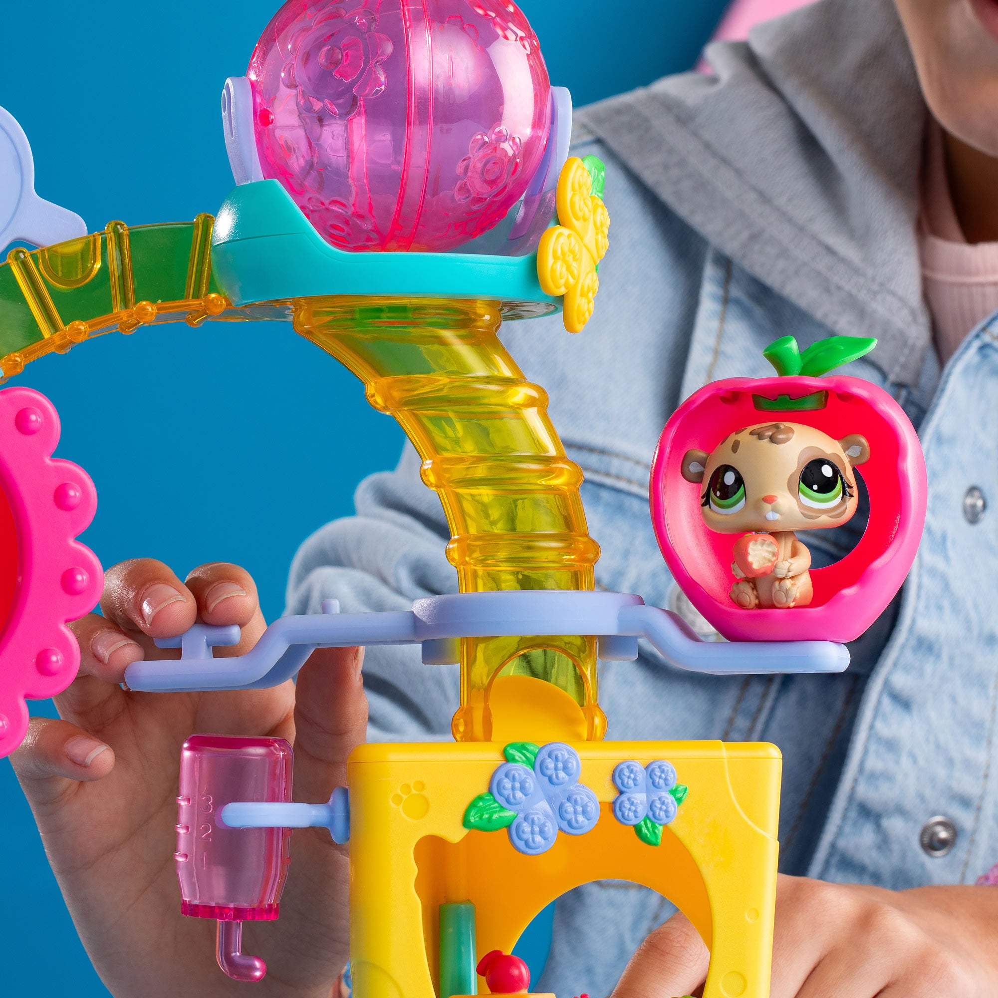 Littlest Pet Shop Fun Factory playset