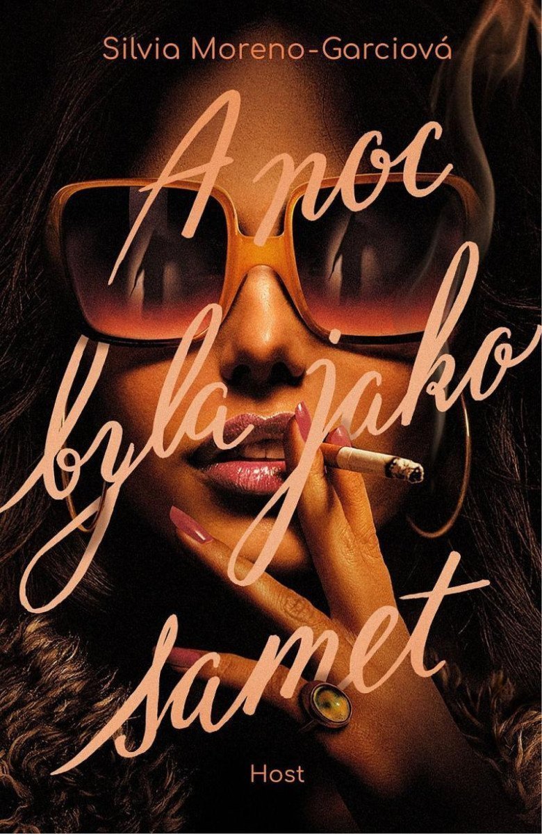 A noc byla jako samet – Moreno-Garcia Silvia