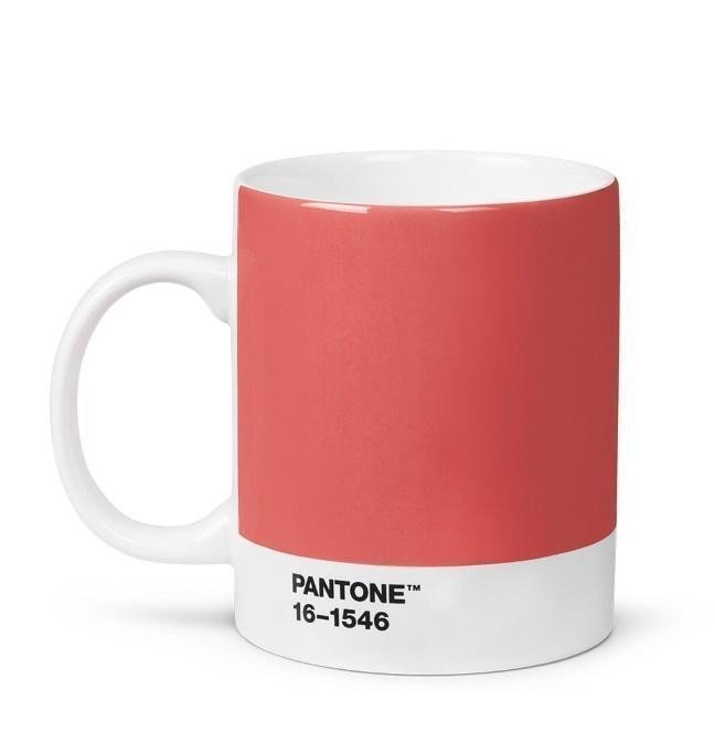 Pantone Hrnek - Living Coral 16-1546 Barva roku 2019