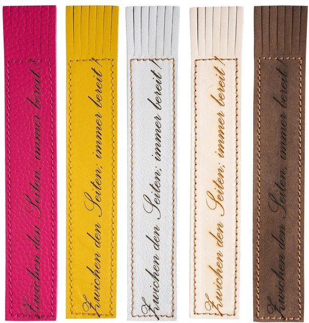 Kožená záložka se střapci Zwischen den Seiten immer bereit