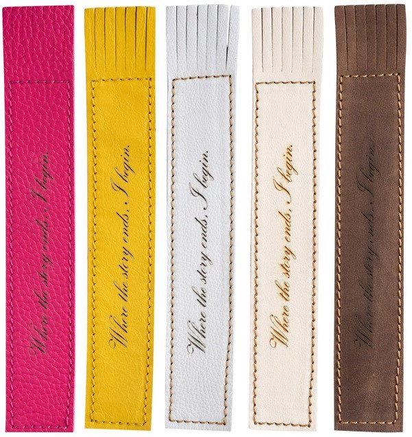 Kožená záložka se střapci Where the story ends I begin