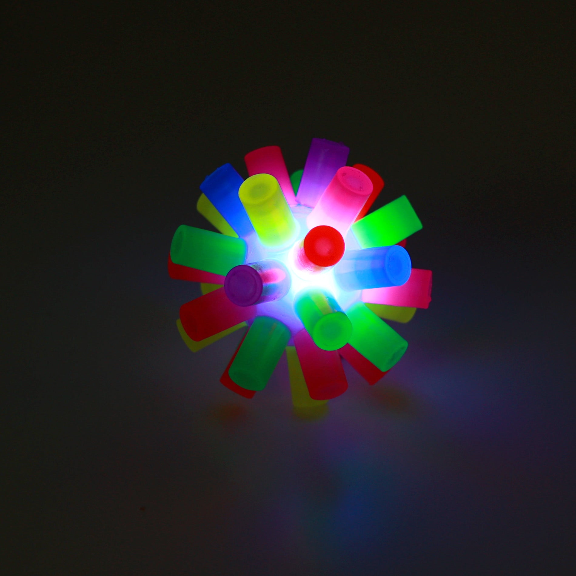 Spiky light-up bouncy ball 8 cm