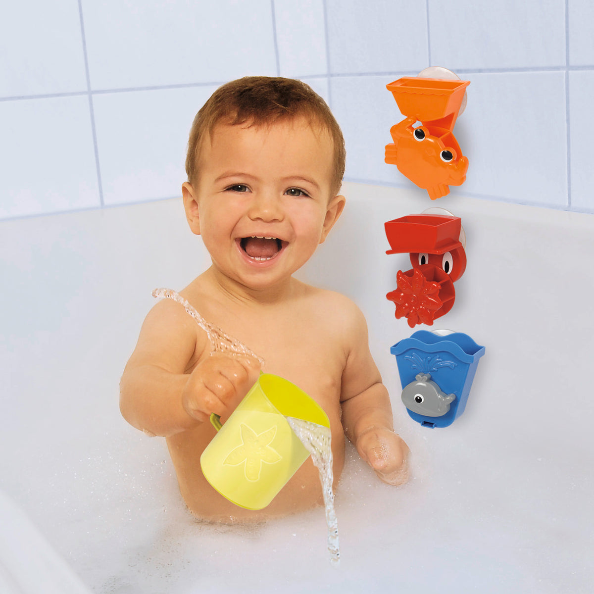 Bath toy set with cup