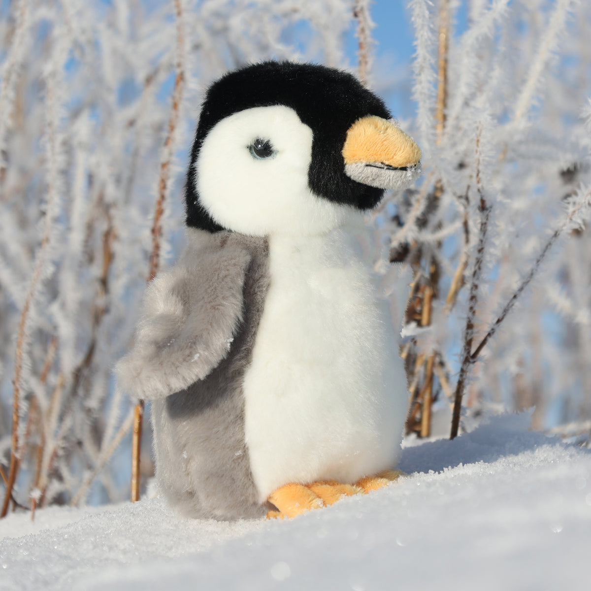 Eco-friendly plush penguin chick 20 cm