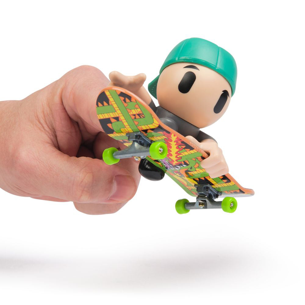 Tech Deck Sk8 Crew fingerboard with figure